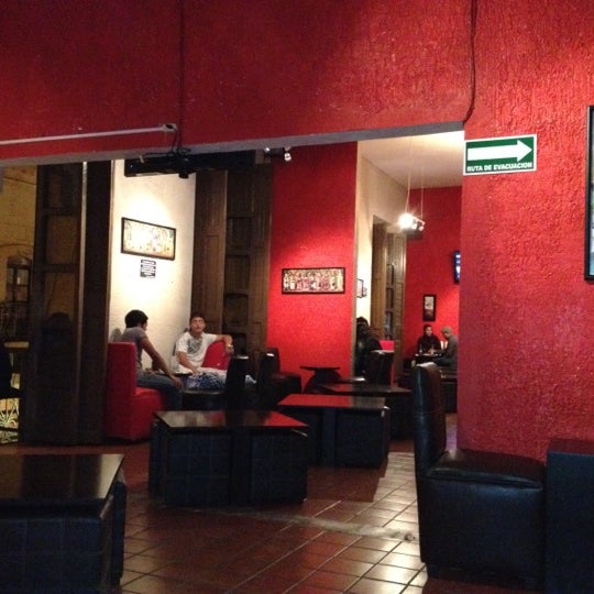 รูปภาพถ่ายที่ La Casona Café &amp; Bar โดย Едуардо Х. เมื่อ 3/19/2012
