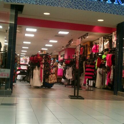 Foto diambil di Volusia Mall oleh Rae B. pada 4/24/2012