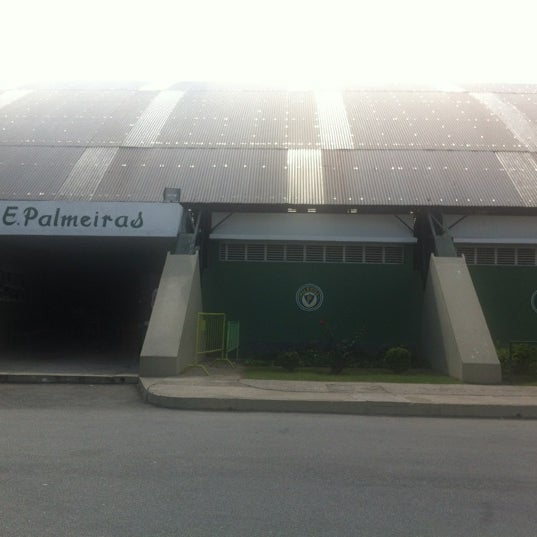 8/2/2012 tarihinde Fabio B.ziyaretçi tarafından Academia de Futebol 1 (S. E. Palmeiras)'de çekilen fotoğraf