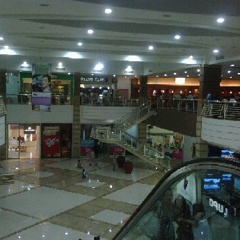รูปภาพถ่ายที่ Shopping Pátio Dom Luis โดย Carlos E. เมื่อ 7/11/2012