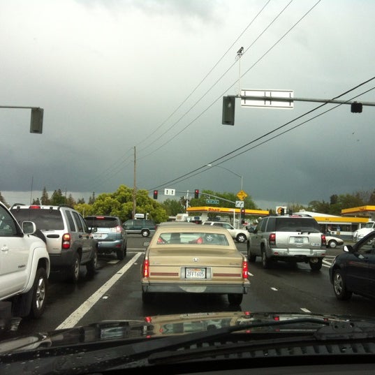 Watt Avenue & Fair Oaks Boulevard Intersection in Sacramento