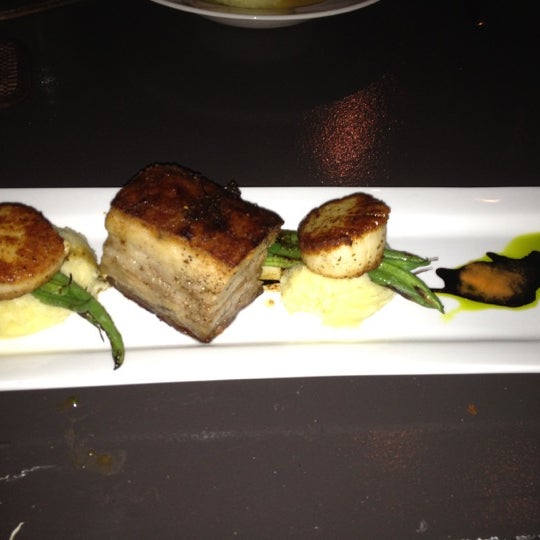 Thirteen American Restaurant in St. Thomas