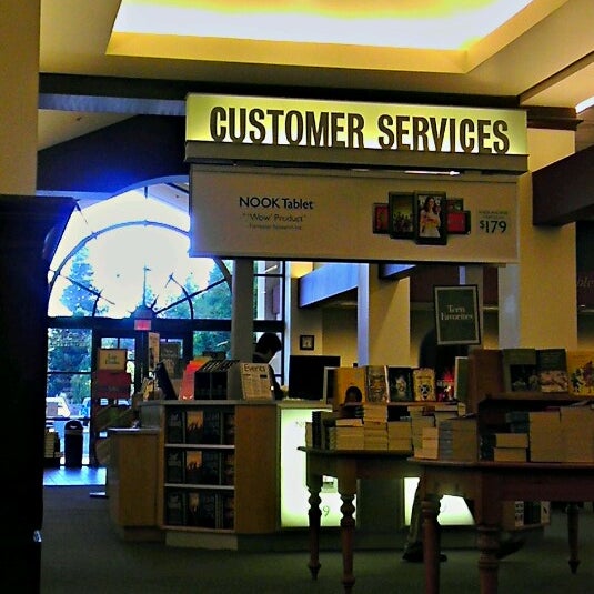 Photos At Barnes Noble 26 Tips From 3588 Visitors