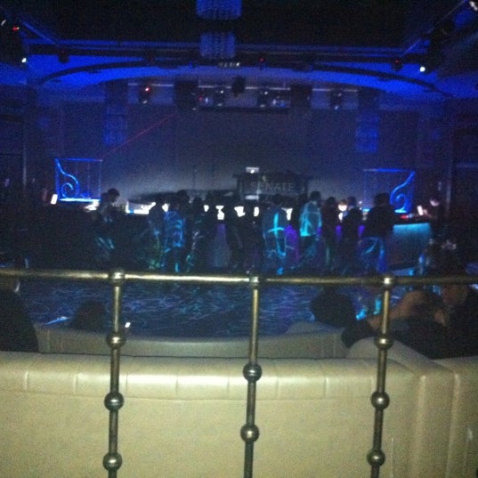 Das Foto wurde bei Senate Club &amp; Lounge von Trunov M. am 3/16/2012 aufgenommen