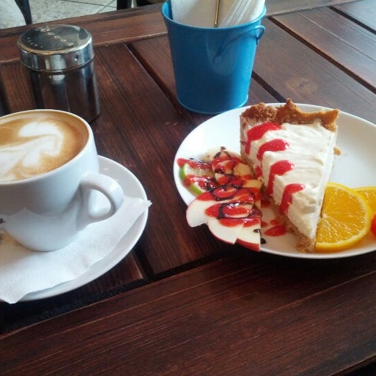 Photo taken at Sweetday Cafe by Manabu Y. on 7/16/2012
