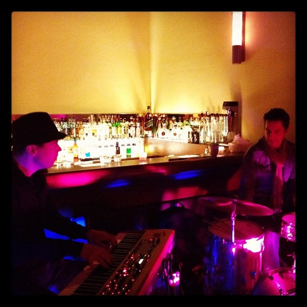 Foto tirada no(a) Duke Bar por Marco em 2/10/2012