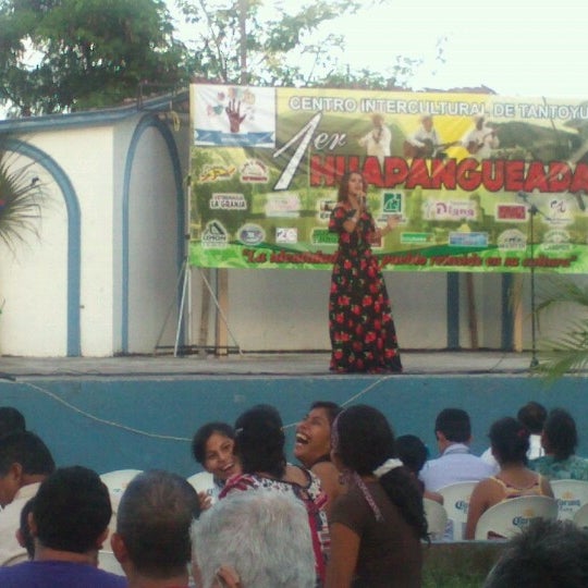 Photo taken at Tantoyuca, Veracruz by Qarenciita S. on 7/8/2012
