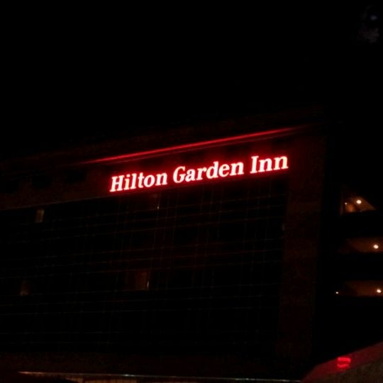 6/2/2012 tarihinde Sahil S.ziyaretçi tarafından Hilton Garden Inn New Delhi/Saket'de çekilen fotoğraf