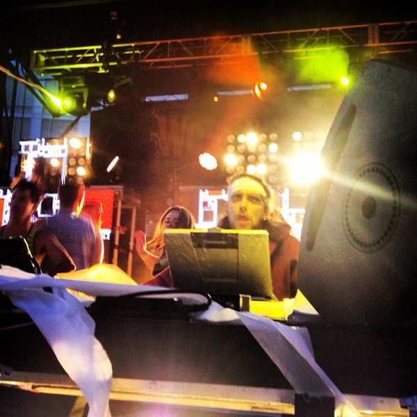 6/24/2012에 ultra5280님이 Westword Music Showcase에서 찍은 사진