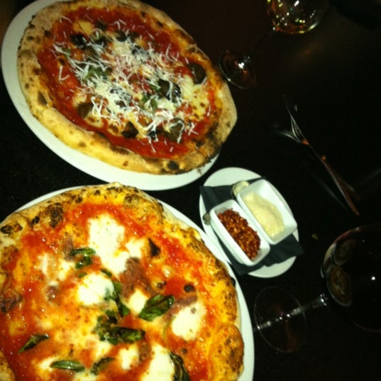 Foto scattata a Pizzeria Ortica da Vera V. il 5/5/2012