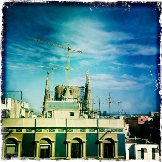 Das Foto wurde bei Hotel Sagrada Familia von francesco m. am 7/2/2012 aufgenommen