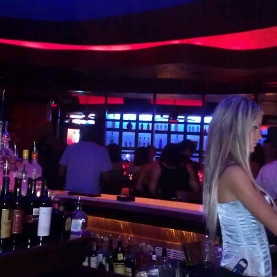 Photo taken at Blue Martini Lounge by Carol L. on 6/17/2012
