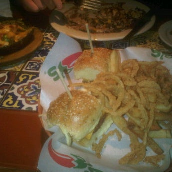 Photo taken at Chili&#39;s Grill &amp; Bar by @v1nR0c on 2/16/2012