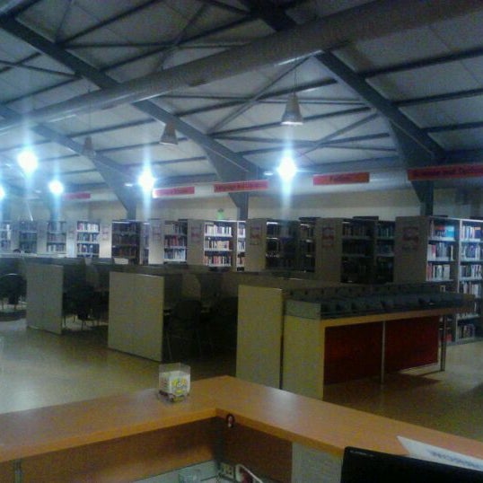 izmir ekonomi universitesi kutuphanesi izmir de universite kutuphanesi