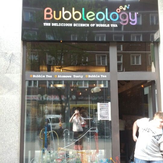Photo taken at Bubbleology by Kacper S. on 5/2/2012