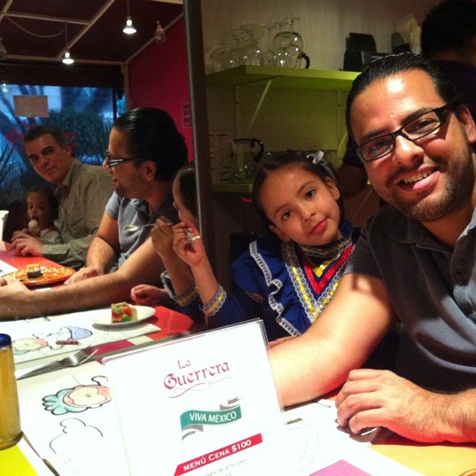 Photo taken at La Guerrera Restaurante by Liliana A. on 9/16/2011