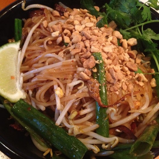 Can't go wrong with a beef pad Thai