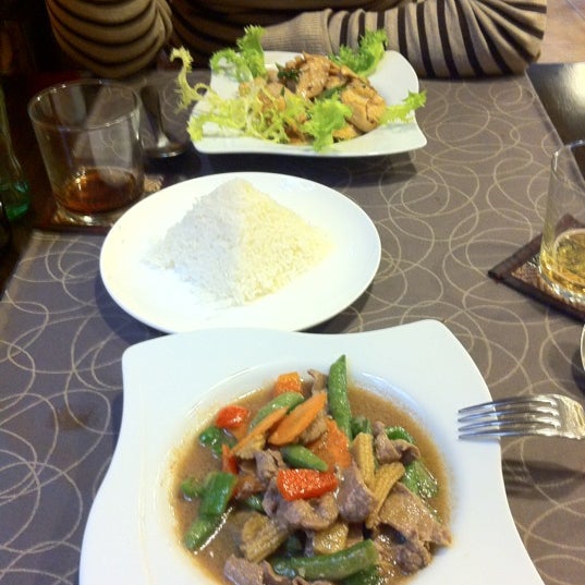 1/13/2012 tarihinde Pere Q.ziyaretçi tarafından Restaurante Little Bangkok'de çekilen fotoğraf