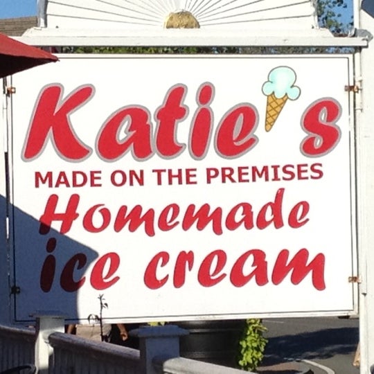 Photo taken at Katie&#39;s Homemade Ice Cream by Rich on 8/26/2012