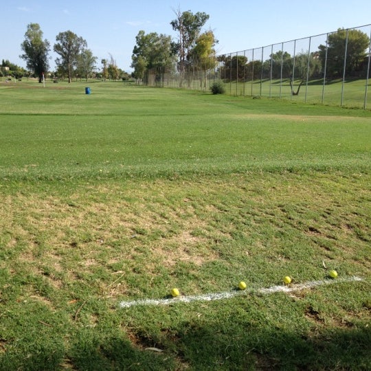 Foto scattata a Continental Golf Course da Shallana E. il 7/29/2012