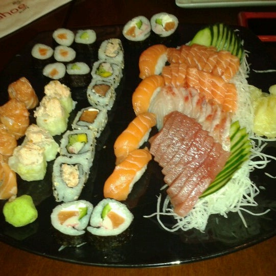 Photo taken at Nahoe Sushi by Camila A. on 9/9/2012