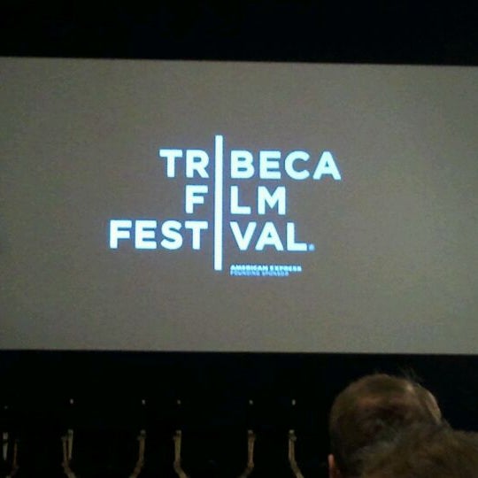 รูปภาพถ่ายที่ Tribeca Cinemas โดย Ravi K. เมื่อ 4/23/2012