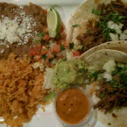 Снимок сделан в Leticia&#39;s Mexican Cocina пользователем @dseals 4/24/2011