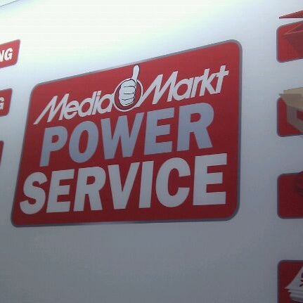 รูปภาพถ่ายที่ MediaMarkt โดย Marco เมื่อ 10/4/2011