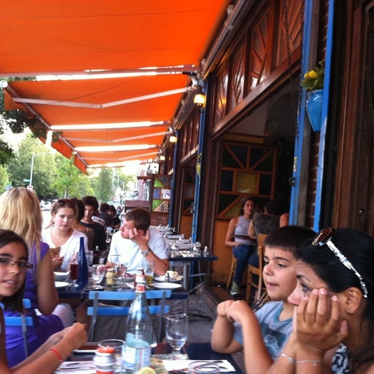 Photo taken at Lokal Bistro by VEDAT ZOR &. on 8/8/2011