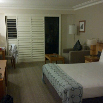 Foto scattata a Coogee Bay Hotel da Makoto S. il 5/20/2012