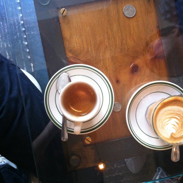Foto tirada no(a) MyWayCup Coffee por Alastair T. em 5/6/2012