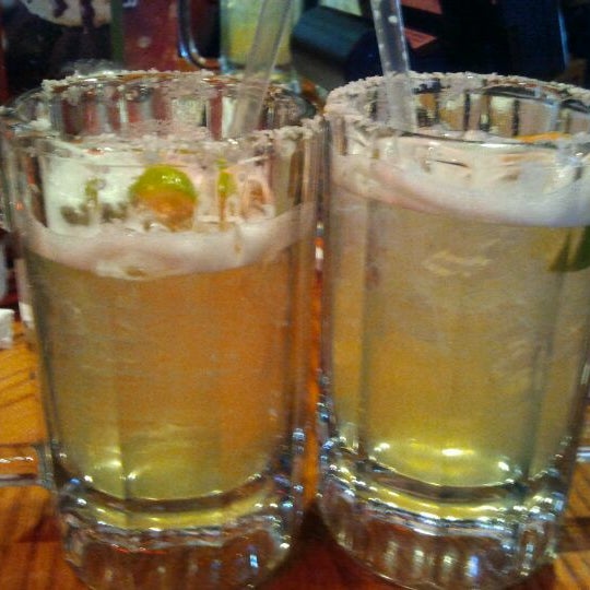 Photo taken at Chili&#39;s Grill &amp; Bar by Tracy D. on 4/10/2012