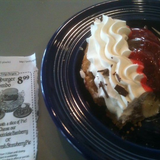 Photo taken at Polly&#39;s Pies - Long Beach, Atlantic Blvd. by Florante Peter I. on 6/18/2012