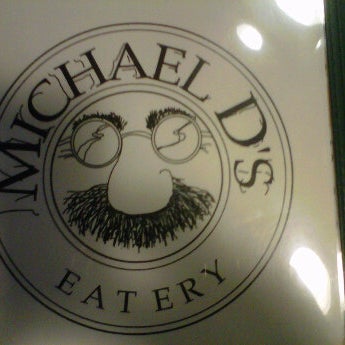 Снимок сделан в Michael D&#39;s Eatery пользователем Steven P. 8/30/2012