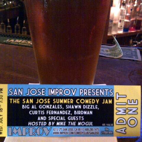 Foto tomada en San Jose Bar &amp; Grill  por Antonio P. el 7/19/2012