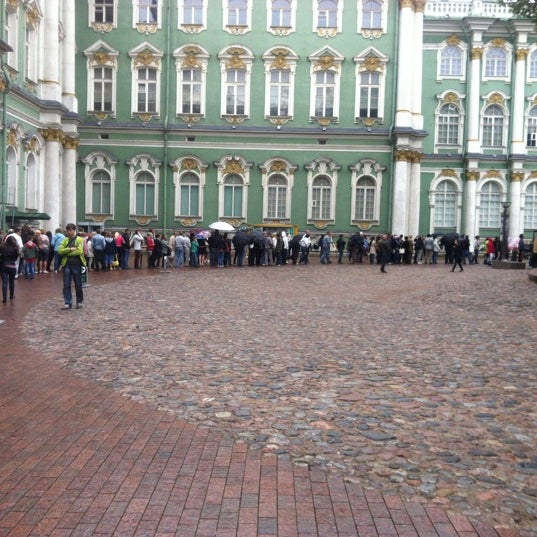 Эрмитаж Питер очередь