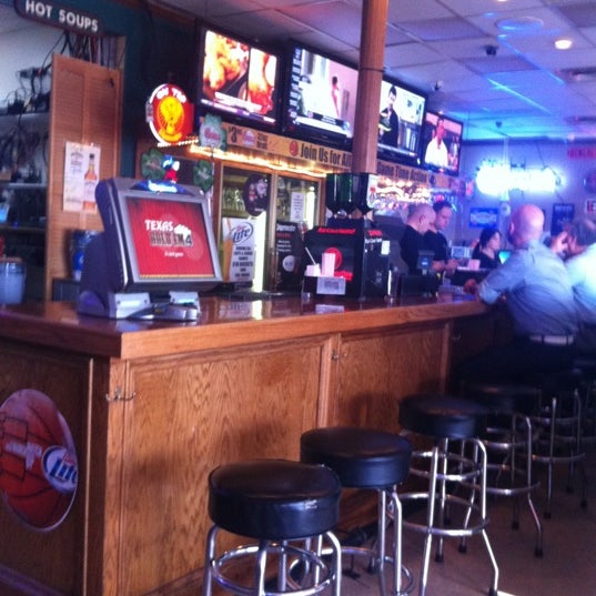 Brownie's The Shed Grille and Bar East Louisville ลุยส์วิลล์, KY