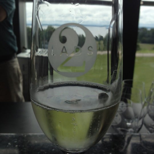 7/7/2012 tarihinde Derk P.ziyaretçi tarafından 2 Lads Winery'de çekilen fotoğraf