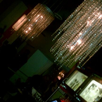 11/6/2011에 JinHee B.님이 Nic&#39;s Martini Lounge에서 찍은 사진