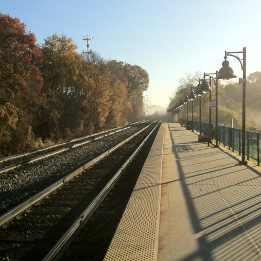 Burke Centre Amtrak/VRE Station 6 tips
