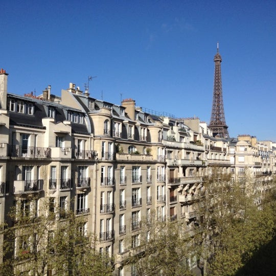 Photo taken at Hôtel Eber Paris by Deeda P. on 4/11/2012