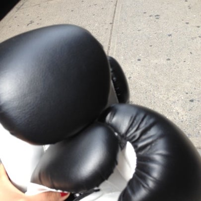 Das Foto wurde bei NY Best Kickboxing von Donna Marie am 7/17/2012 aufgenommen