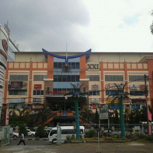 bandung prekybos centras btc mados prekybos centras