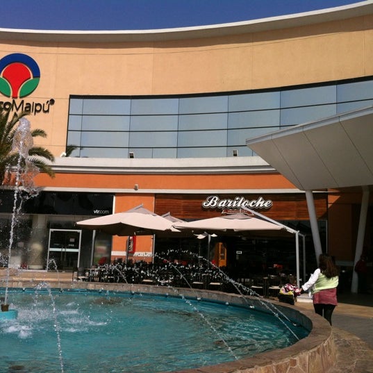 รูปภาพถ่ายที่ Mall Arauco Maipú โดย Jonathan J. เมื่อ 9/5/2012