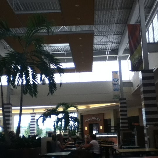 The Mall at Robinson Food Court Robinson Township, PA