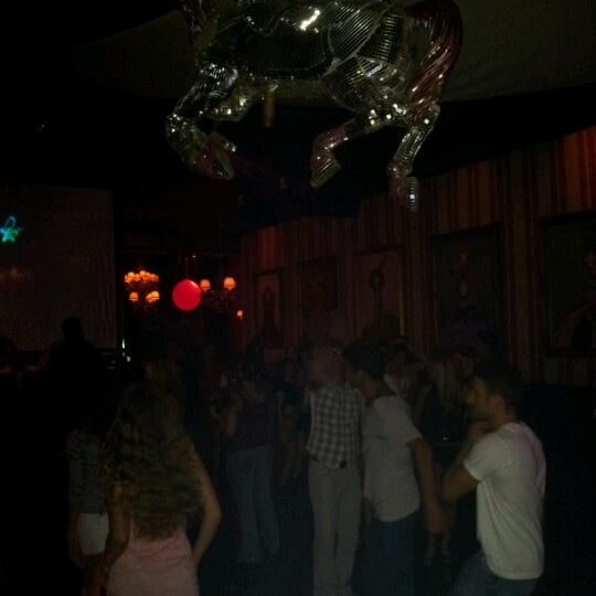 Foto scattata a The Loft Nightclub da Marisa il 7/22/2012