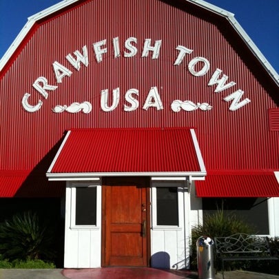 Photo taken at Crawfish Town USA by Mike L. on 1/2/2011