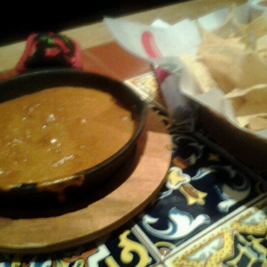 Photo taken at Chili&#39;s Grill &amp; Bar by Mandy M. on 1/31/2012