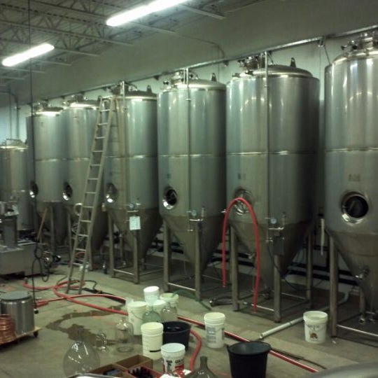 Foto diambil di Lucid Brewing oleh MN Beer Activists pada 1/9/2012
