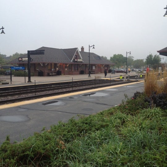 Metra Crystal Lake Train Station in Crystal Lake